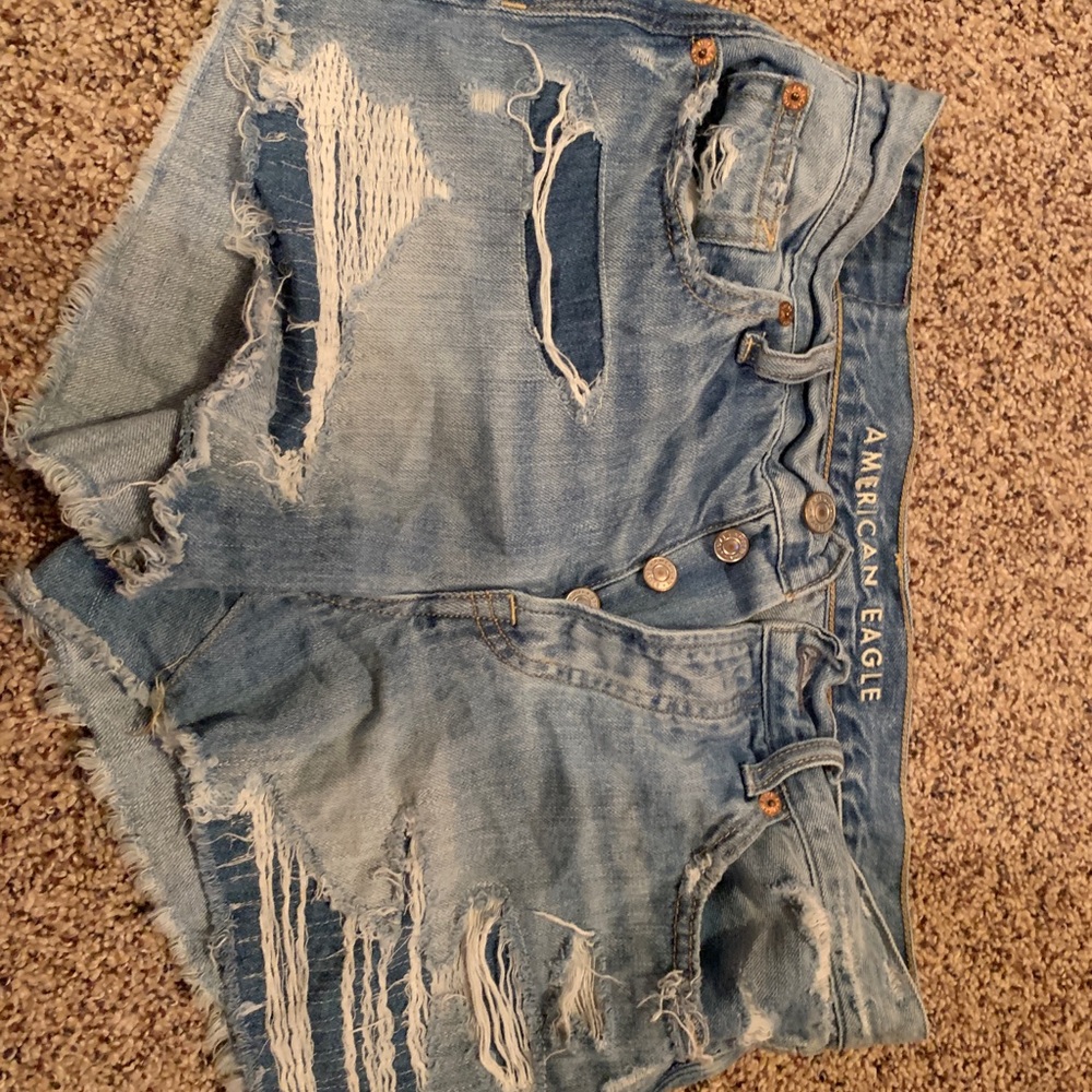 American eagle distressed shorts